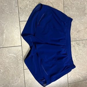 Lululemon Hotty Hot low-rise 4” shorts. Larkspur. Size 12.